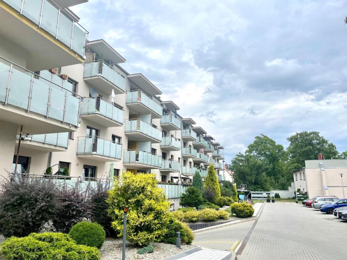 Apartament Lilla Еленя-Гура Экстерьер фото